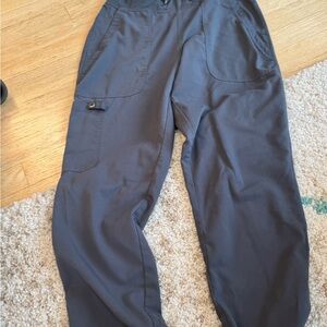 Med couture gray cargo cuffed scrubs